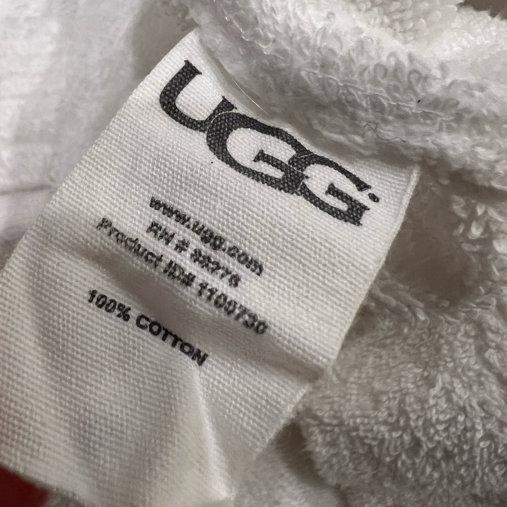 UGG Robe - Picture 11 of 11